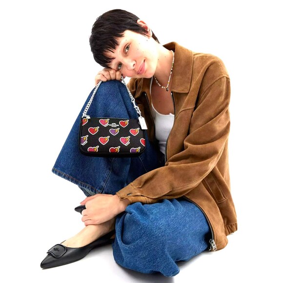 New Coach CW452 Nolita 19 With Heart Bolt Print Black Multi - Picture 3 of 5